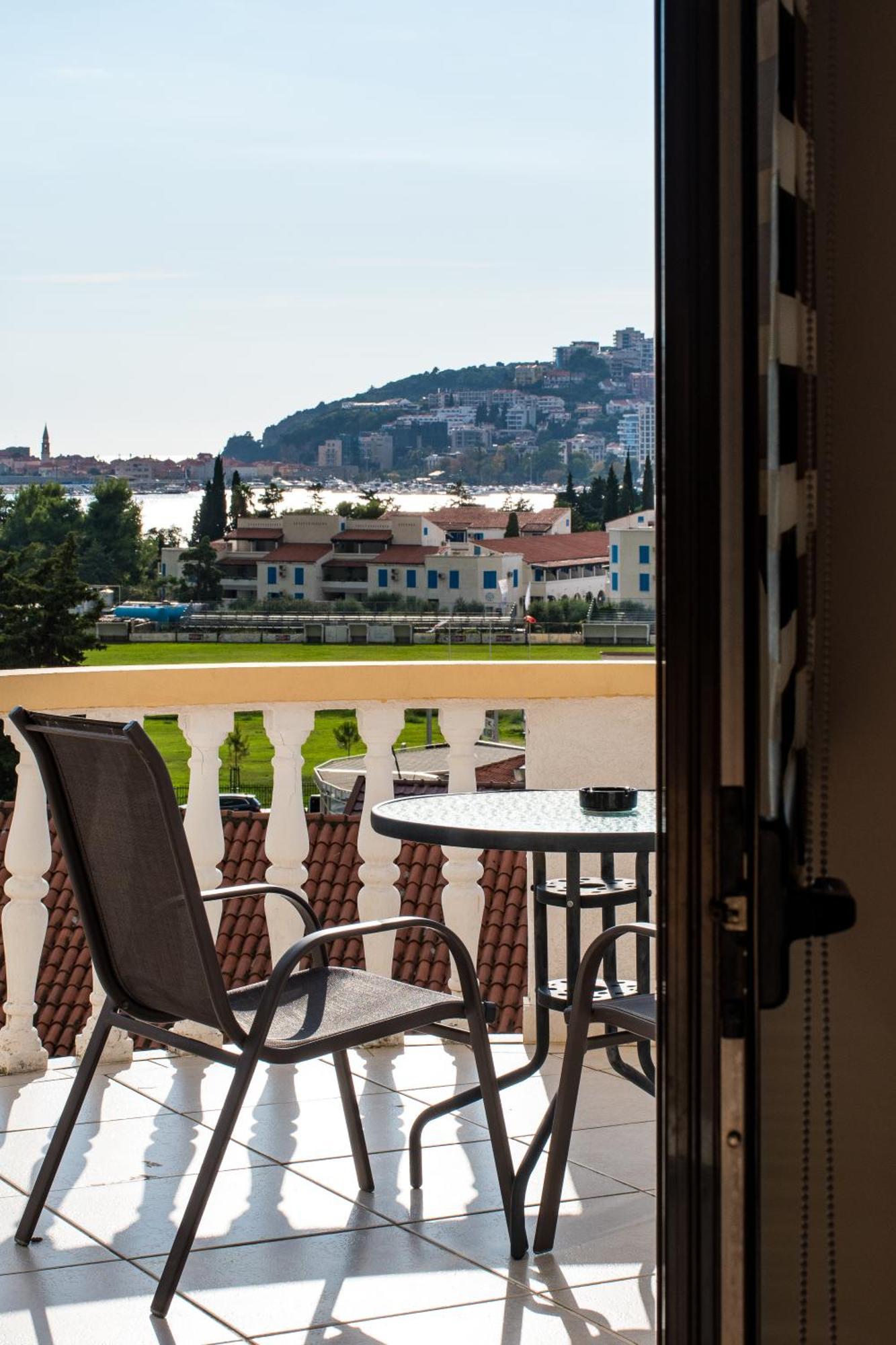Vojnic Maison d'hôtes