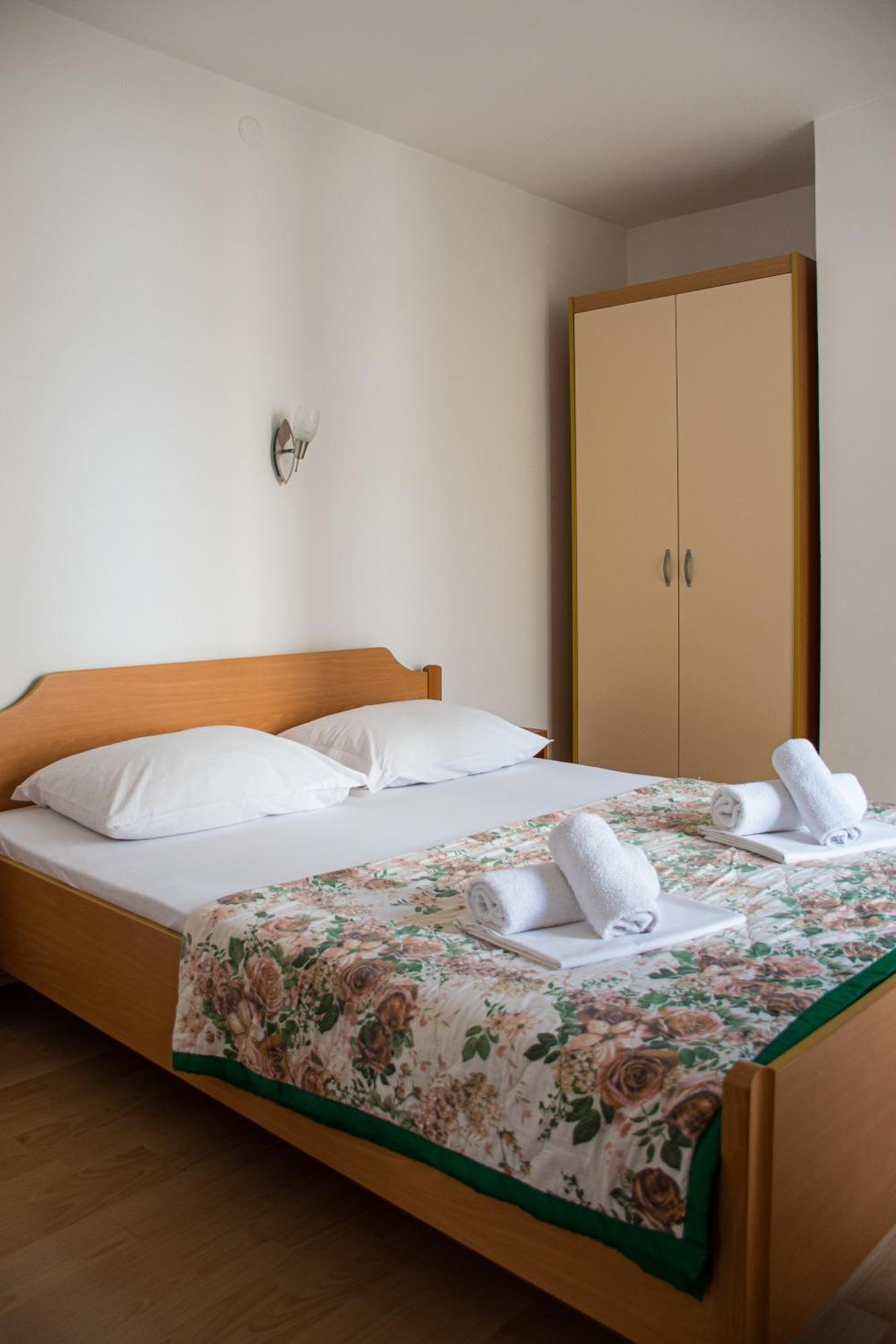 Vojnic Maison d'hôtes Budva