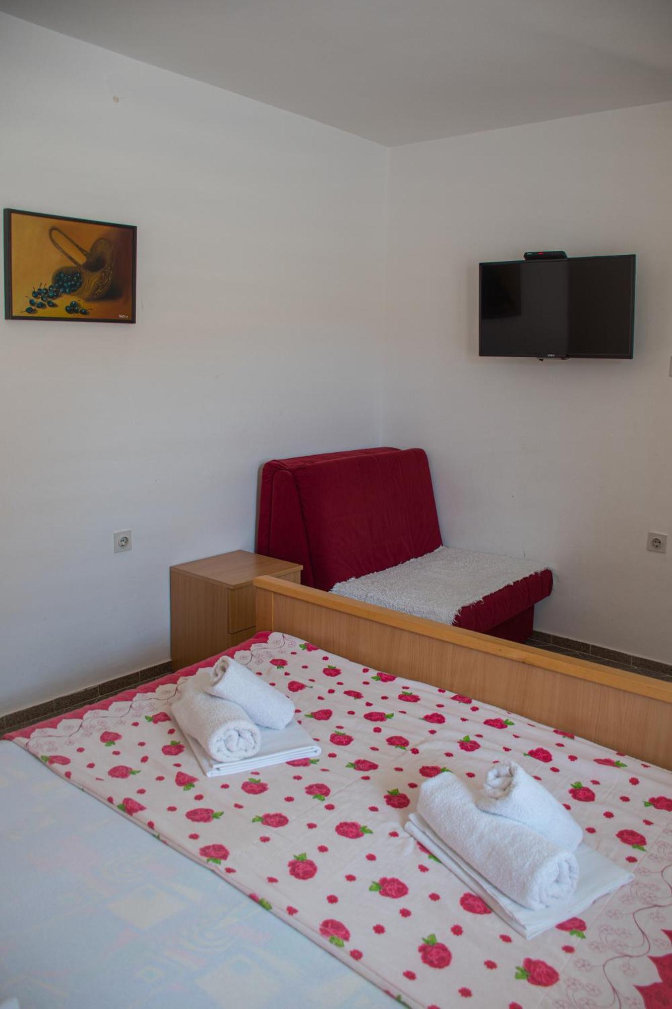 Guest house Vojnic Budva